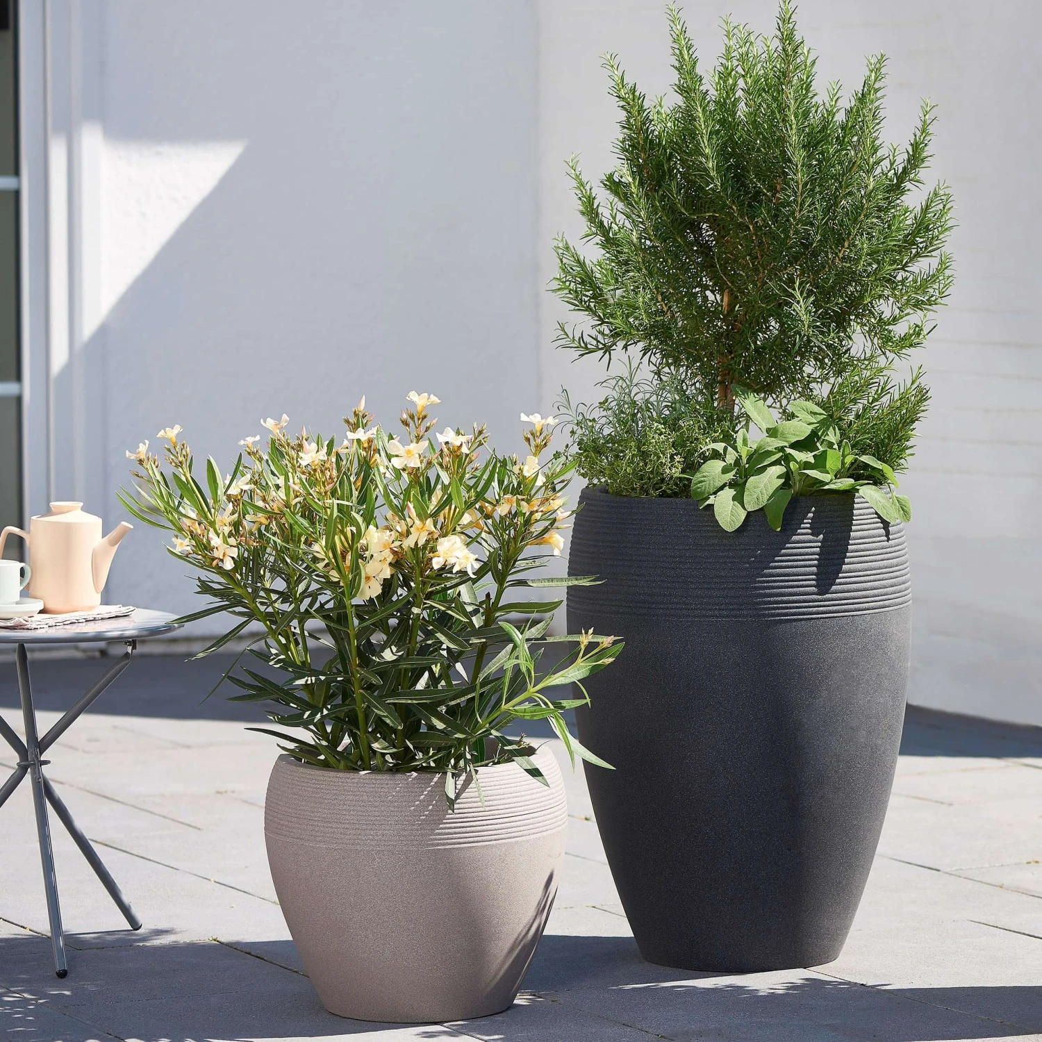 Pflanzsäule Lineo High H54 Cm Schwarz 4 Pflanzsäule Lineo High H54 Cm Schwarz – Bild 2