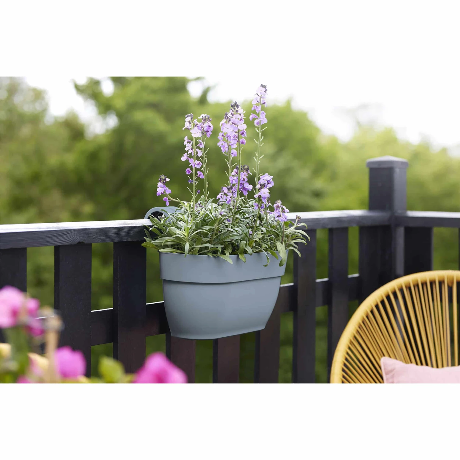 Elho Hängetopf Vibia Campana Easy Hanger L36 Cm Vintage Blau 8 Elho Hängetopf Vibia Campana Easy Hanger L36 Cm Vintage Blau – Bild 6