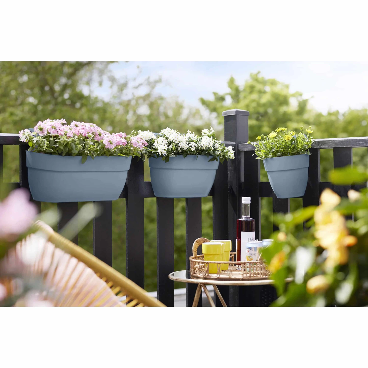 Elho Hängetopf Vibia Campana Easy Hanger L36 Cm Vintage Blau 9 Elho Hängetopf Vibia Campana Easy Hanger L36 Cm Vintage Blau – Bild 7