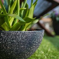 Pflanzschale Nova D25 Cm Terrazzo-schwarz -Deutschland Gartenbedarf Verkäufe 2024 227746 blumixx tso pflanzschale outdoor nova 25cm schwarz detail